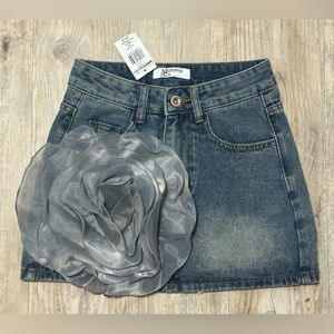 Madonna & Co. Women's Denim Floral Mini Skirt, Size Small